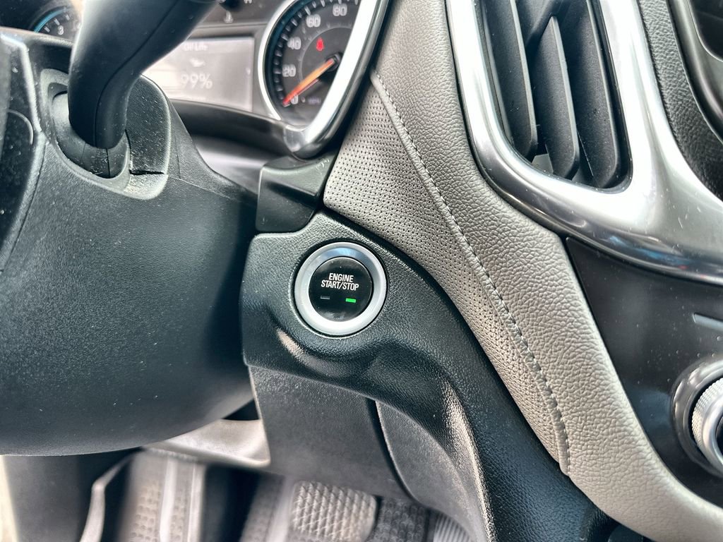 Used 2021 Chevrolet Equinox Premier image 17