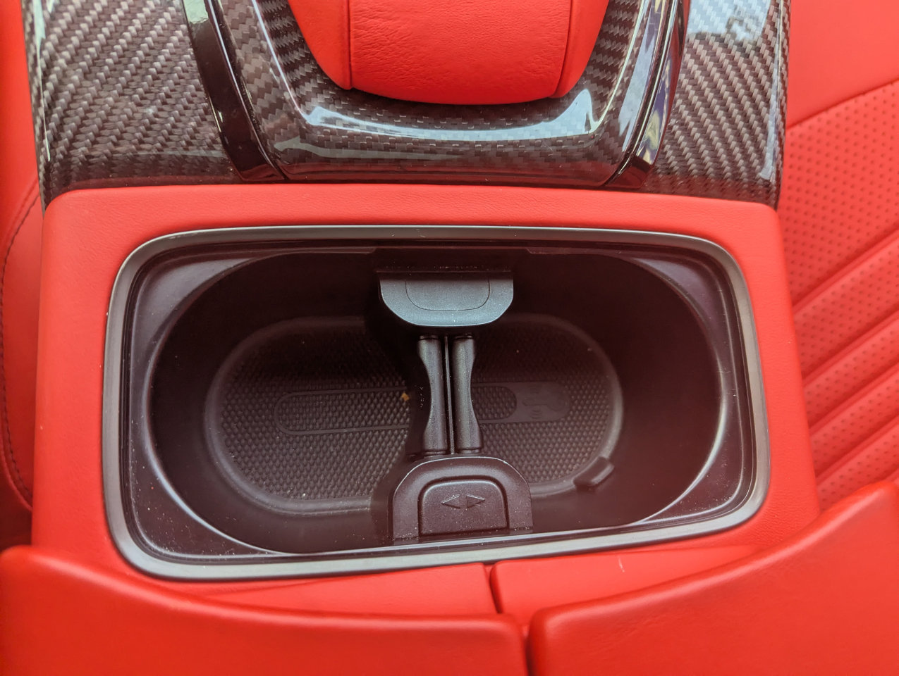 Used 2023 Aston Martin DBX 707 image 33