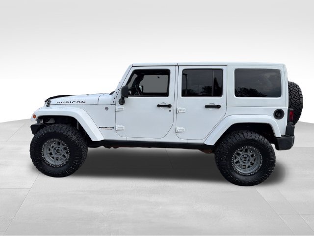 Used 2014 Jeep Wrangler Unlimited Rubicon w/ Connectivity Group AWD/4WD image 4