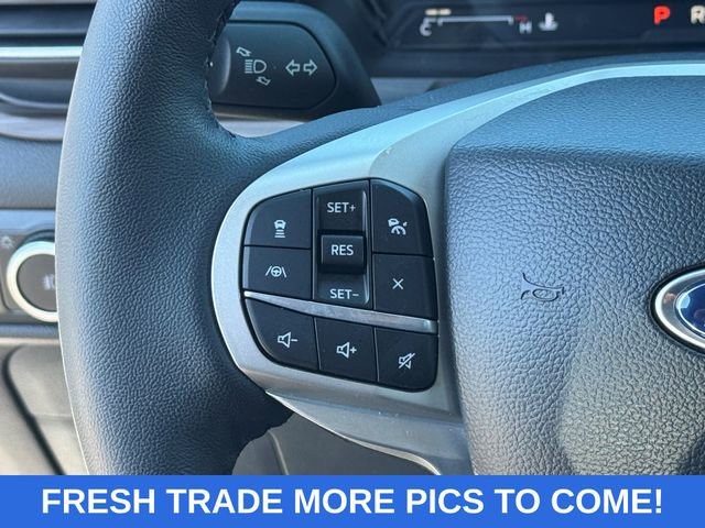 Used 2023 Ford Explorer Limited AWD/4WD image 25