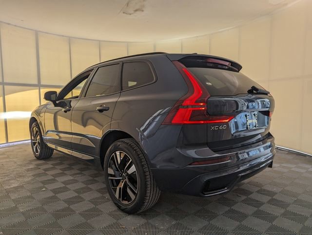 New 2026 Volvo XC60 T8 Core image 16