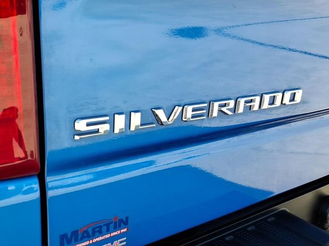 Used 2025 Chevrolet Silverado 1500 Custom image 11