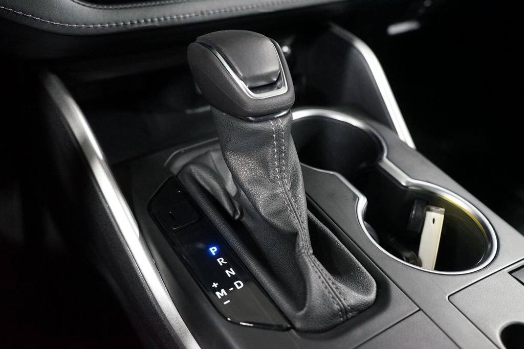 Used 2023 Toyota Highlander XLE image 22