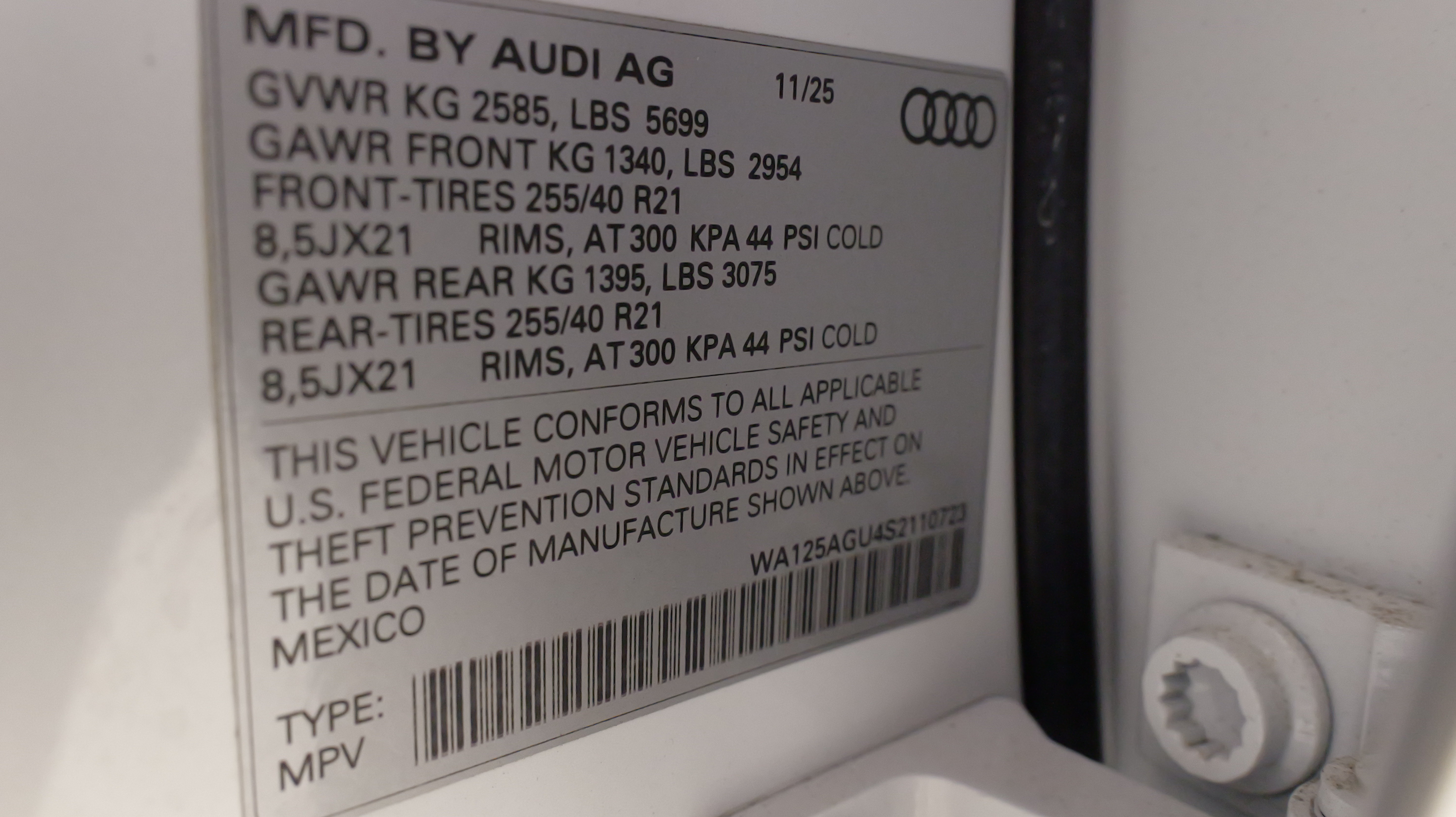 Used 2025 Audi SQ5 Premium Plus AWD/4WD image 65