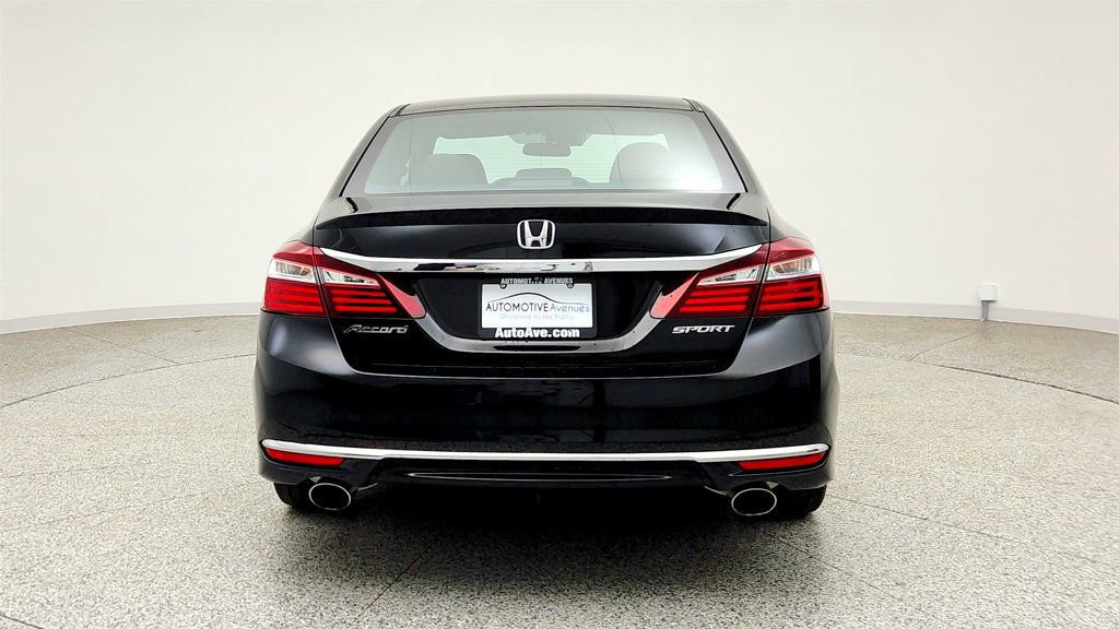 Used 2016 Honda Accord Sport image 6
