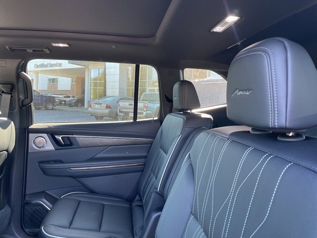 New 2026 Buick Enclave Avenir w/ Super Cruise Package image 6