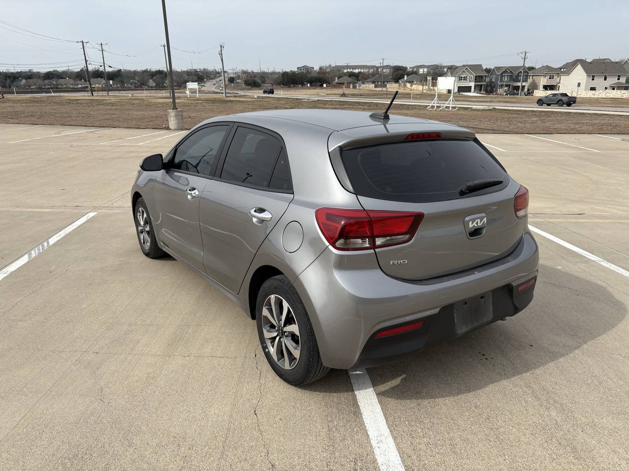 Used 2023 Kia Rio S w/ Technology Package FWD image 3