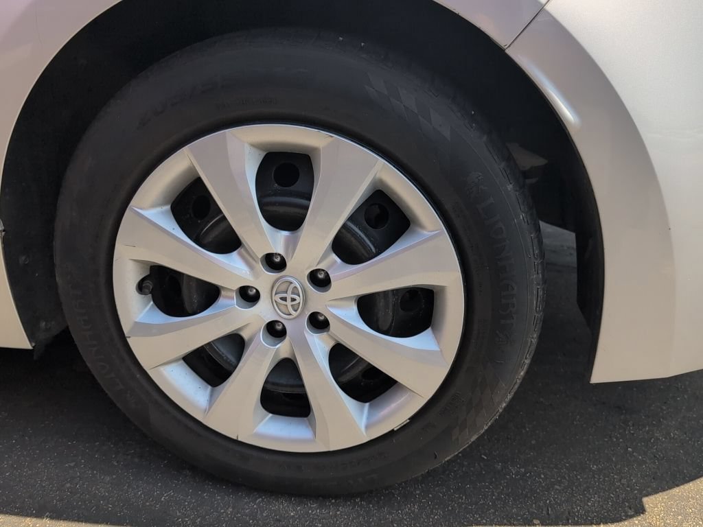 Certified 2021 Toyota Corolla LE FWD image 10