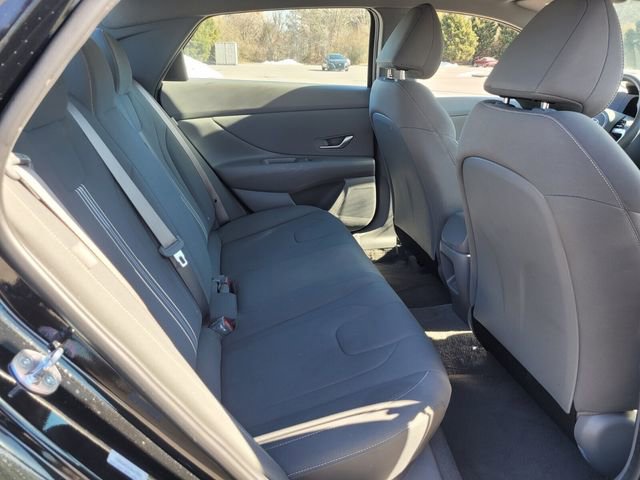 Used 2025 Hyundai Elantra Sport image 19