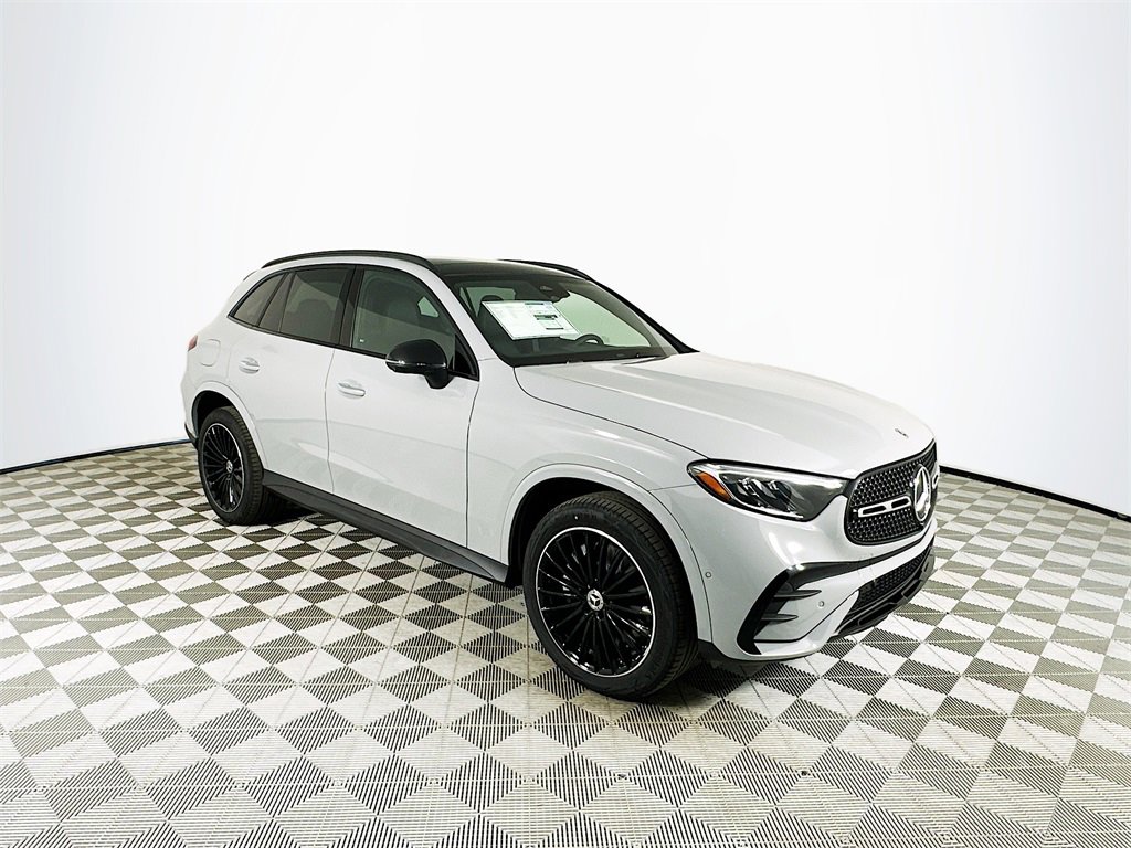 New 2025 Mercedes-Benz GLC 300