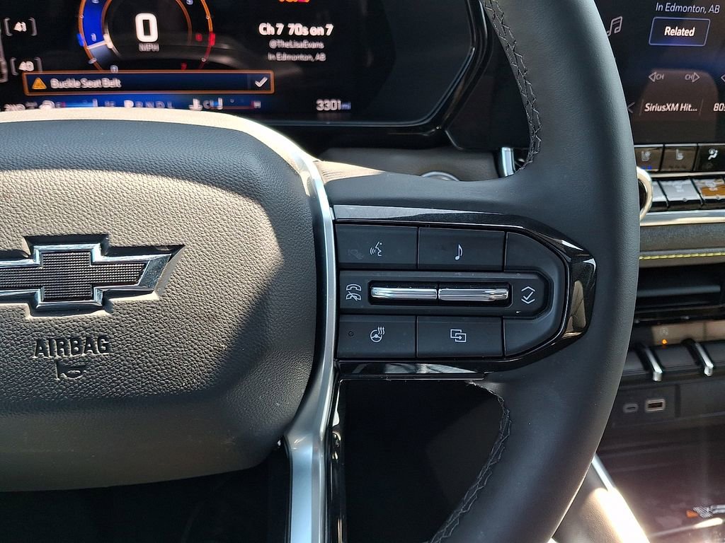 Used 2025 Chevrolet Colorado ZR2 w/ Midnight Edition image 22