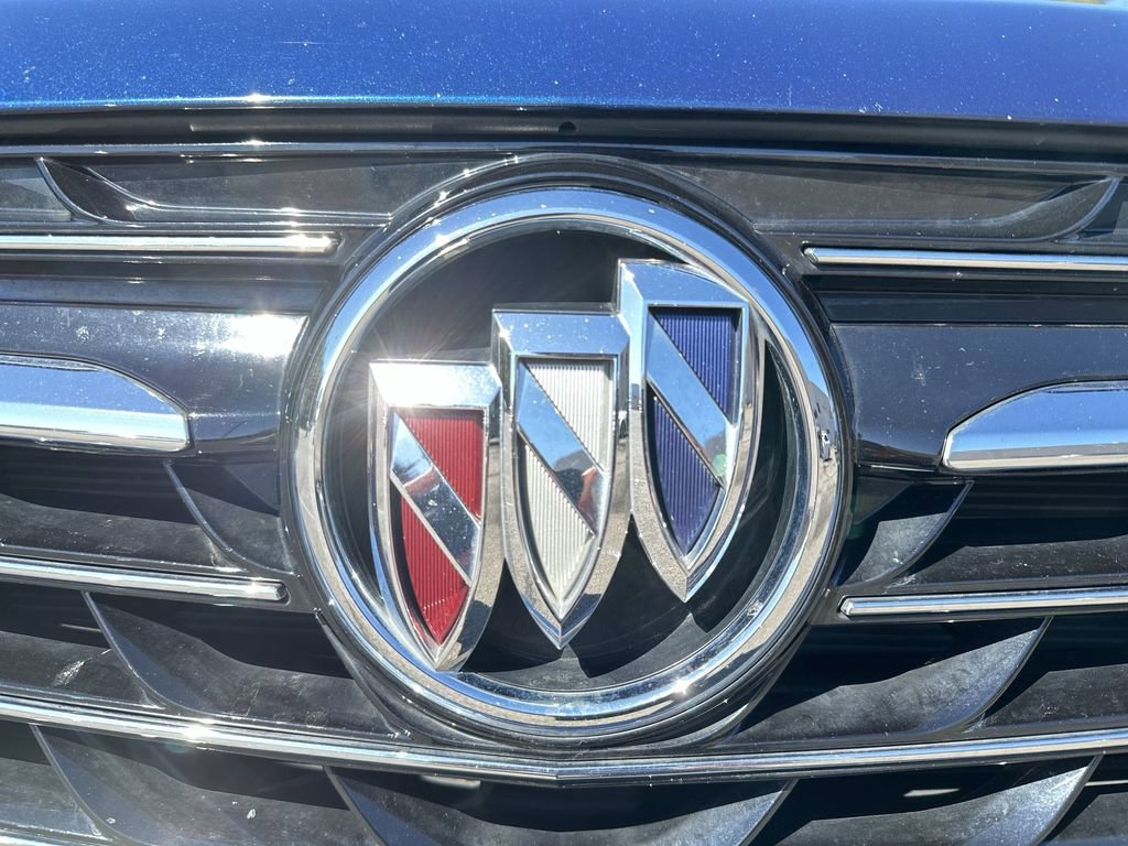 Used 2023 Buick Envision Essence image 26