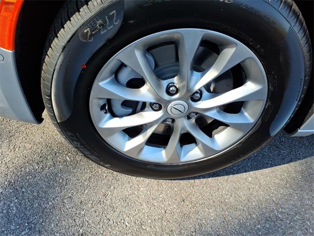 New 2026 Chrysler Pacifica Select image 10