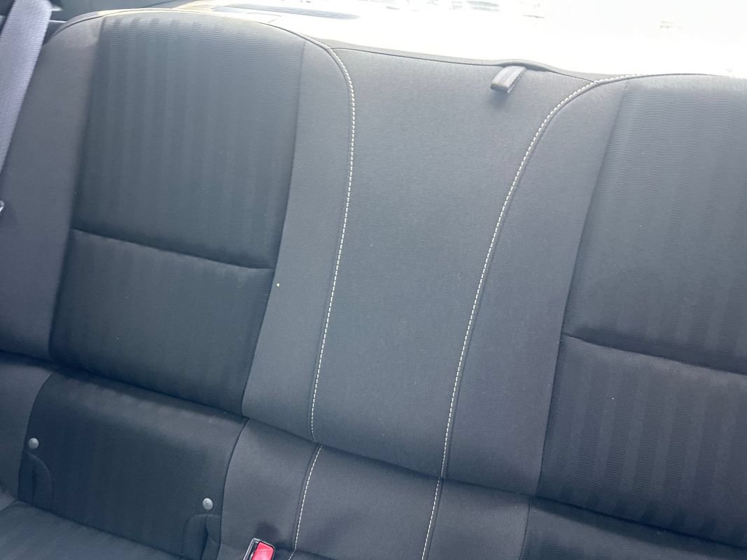 Used 2015 Chevrolet Camaro LS RWD image 31