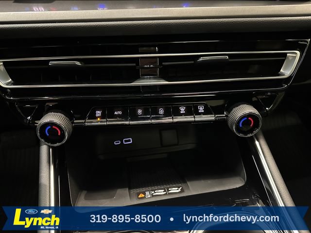 New 2027 Chevrolet Traverse LT w/ Sun and Wheel Package AWD/4WD image 13