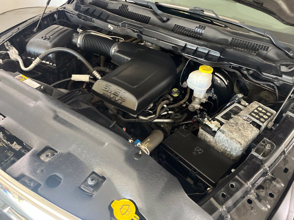 Used 2019 RAM 1500 ST w/ SXT Plus Group AWD/4WD image 11