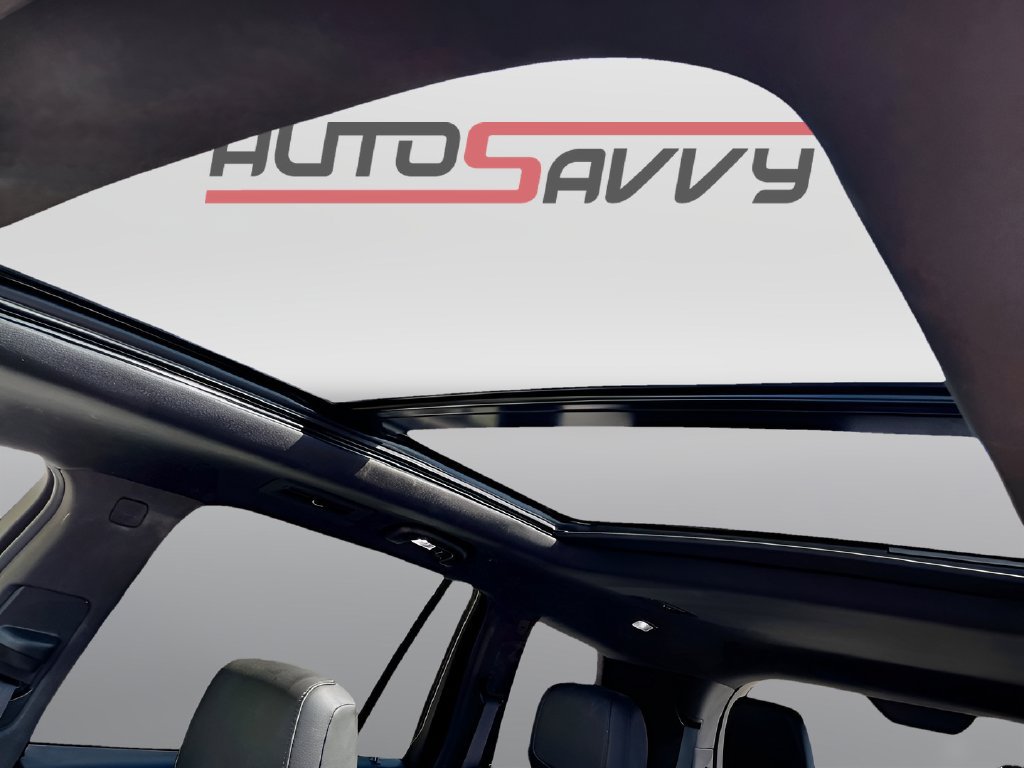 Used 2025 Cadillac XT6 Luxury AWD/4WD image 22