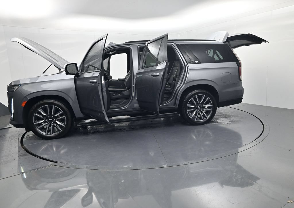 Used 2021 Cadillac Escalade Sport w/ Driver Assist Tech Package AWD/4WD image 71