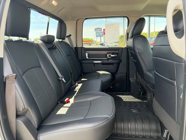 Used 2019 RAM 1500 Laramie w/ Convenience Group AWD/4WD image 14
