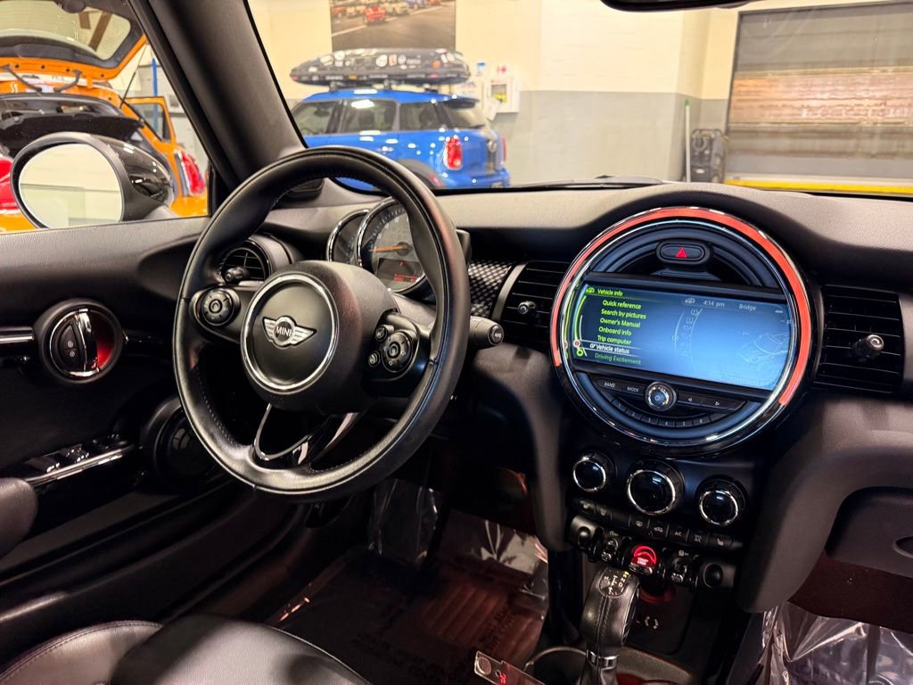 Used 2017 MINI Cooper S image 21