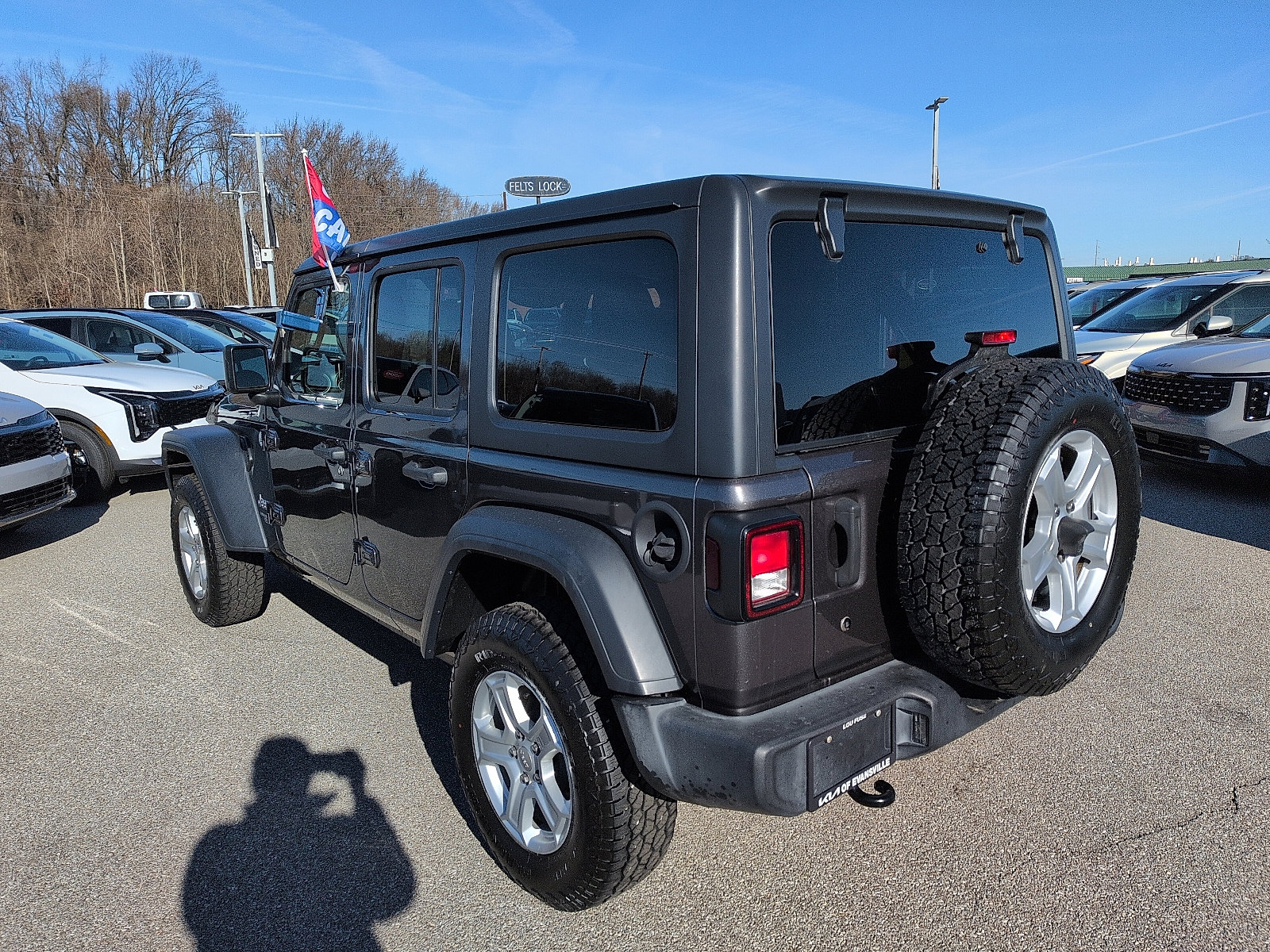 Used 2018 Jeep Wrangler Unlimited Sport S image 5