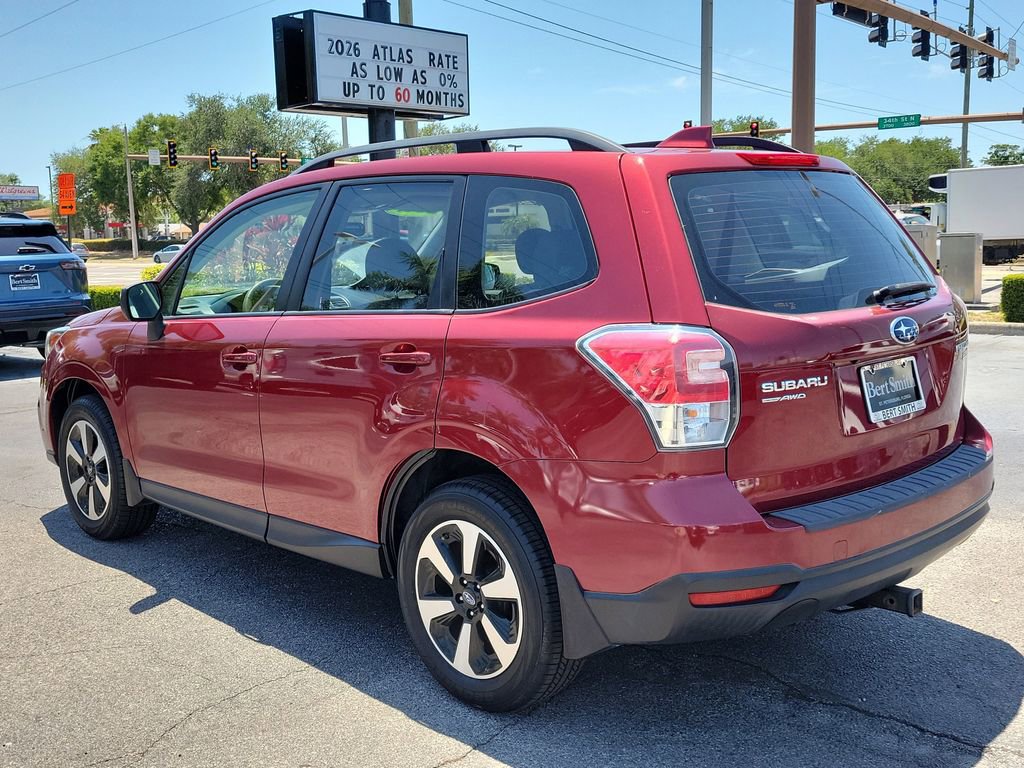 Used 2017 Subaru Forester 2.5i w/ Alloy Wheel Package AWD/4WD image 4
