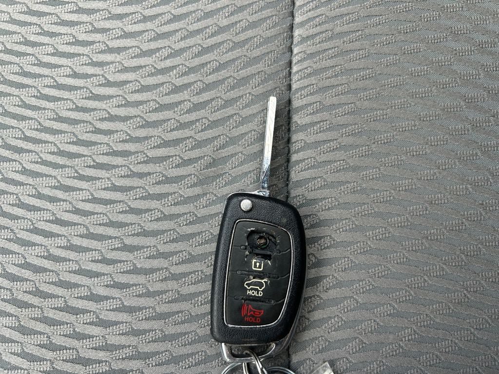Used 2016 Hyundai Santa Fe Sport AWD/4WD image 30