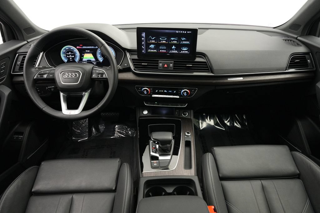 Used 2024 Audi Q5 e Premium Plus w/ Premium Plus Package AWD/4WD image 8