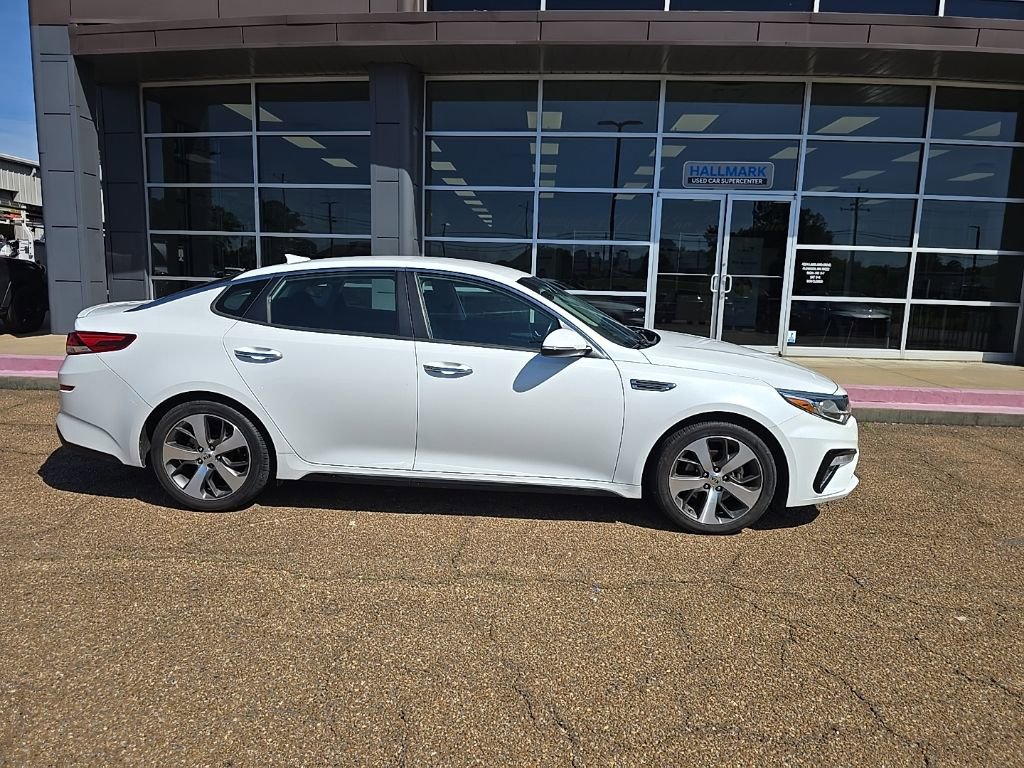 Used 2020 Kia Optima S FWD image 2