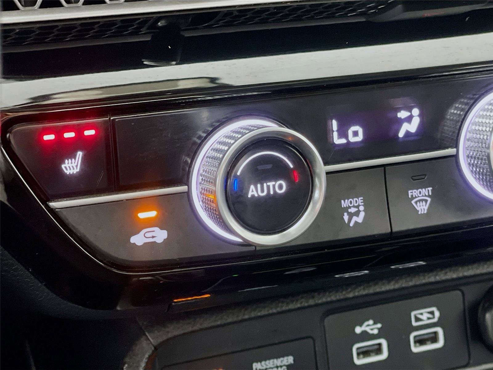 Used 2024 Honda Civic Touring image 27