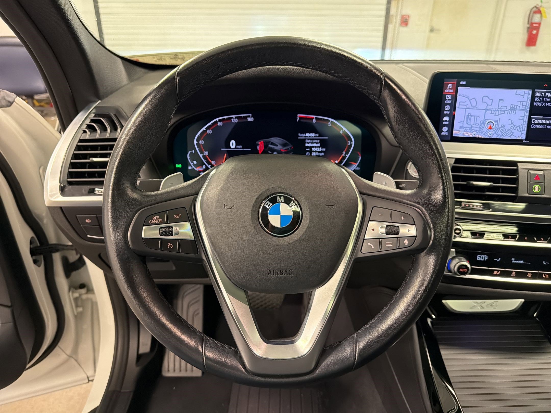 Used 2021 BMW X4 xDrive30i image 17