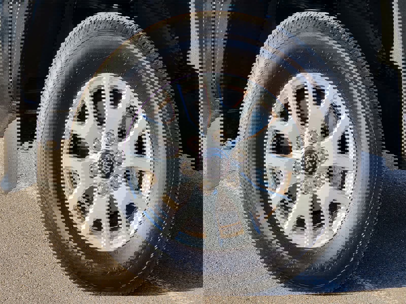 Used 2025 Toyota Tacoma SR5 image 10