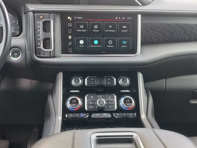 Used 2022 GMC Yukon XL Denali RWD image 13