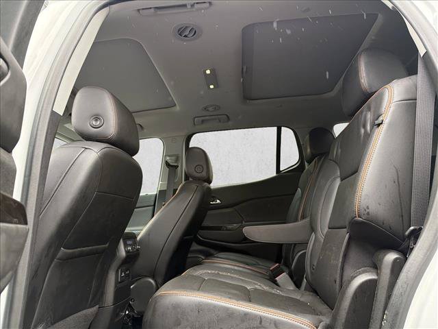 Used 2023 GMC Acadia AT4 w/ Technology Package AWD/4WD image 23