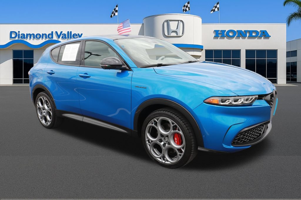 Used 2024 Alfa Romeo Tonale Veloce AWD/4WD image 1