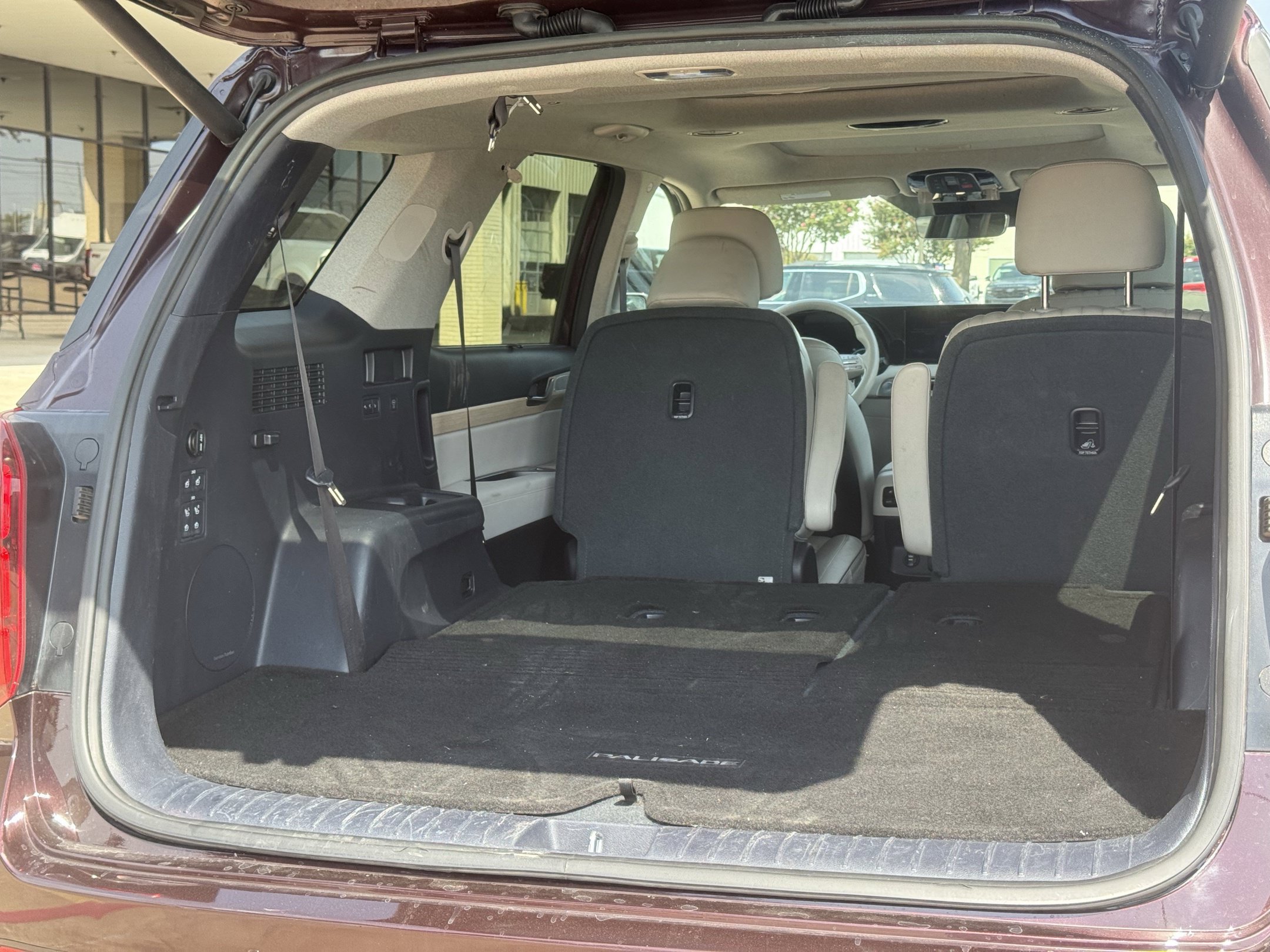 Used 2023 Hyundai Palisade Limited w/ Cargo Package AWD/4WD image 34