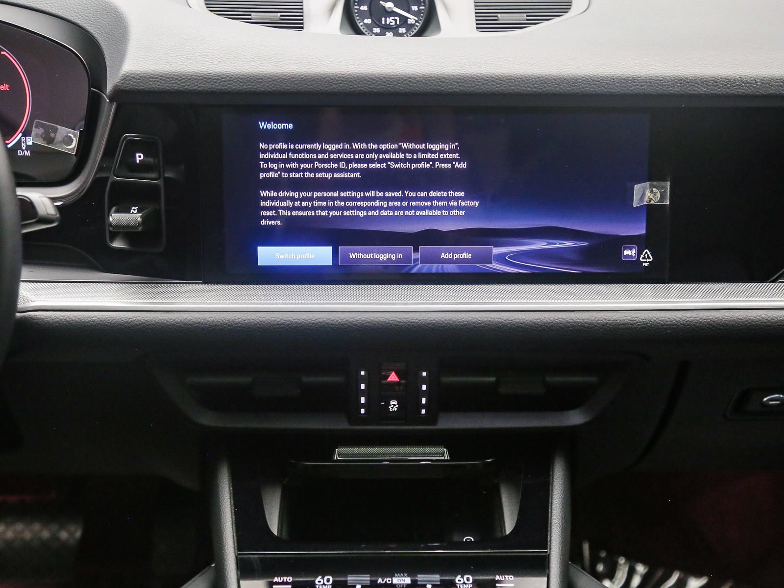 Certified 2026 Porsche Cayenne Coupe AWD/4WD image 17