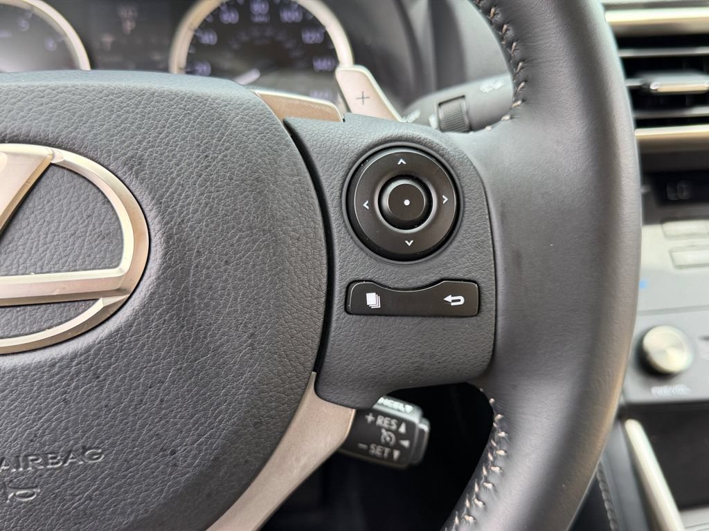 Used 2015 Lexus IS 250 w/ Premium Package RWD image 17