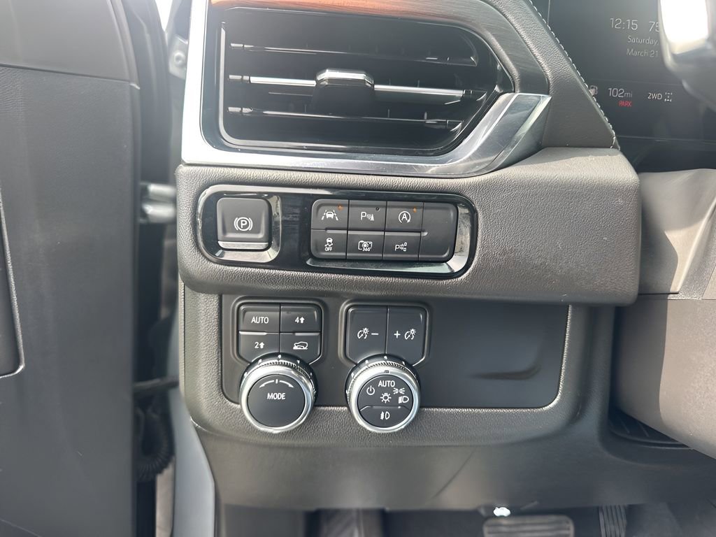 Used 2025 GMC Yukon Denali image 24