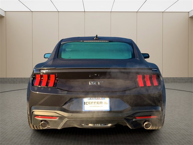 Used 2024 Ford Mustang GT Premium image 4