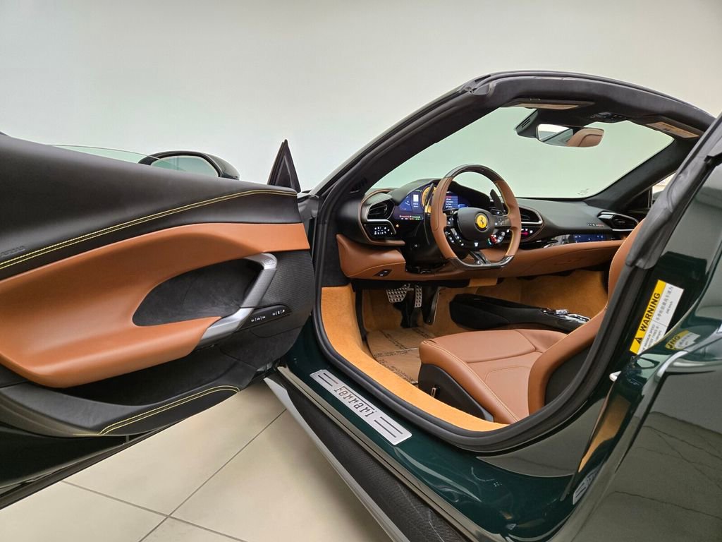 Used 2024 Ferrari 296 GTS RWD image 17