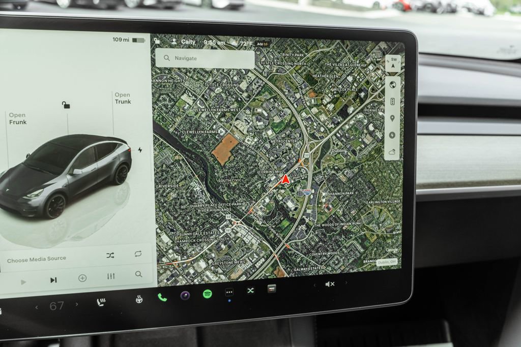 Used 2022 Tesla Model Y Performance AWD/4WD image 15