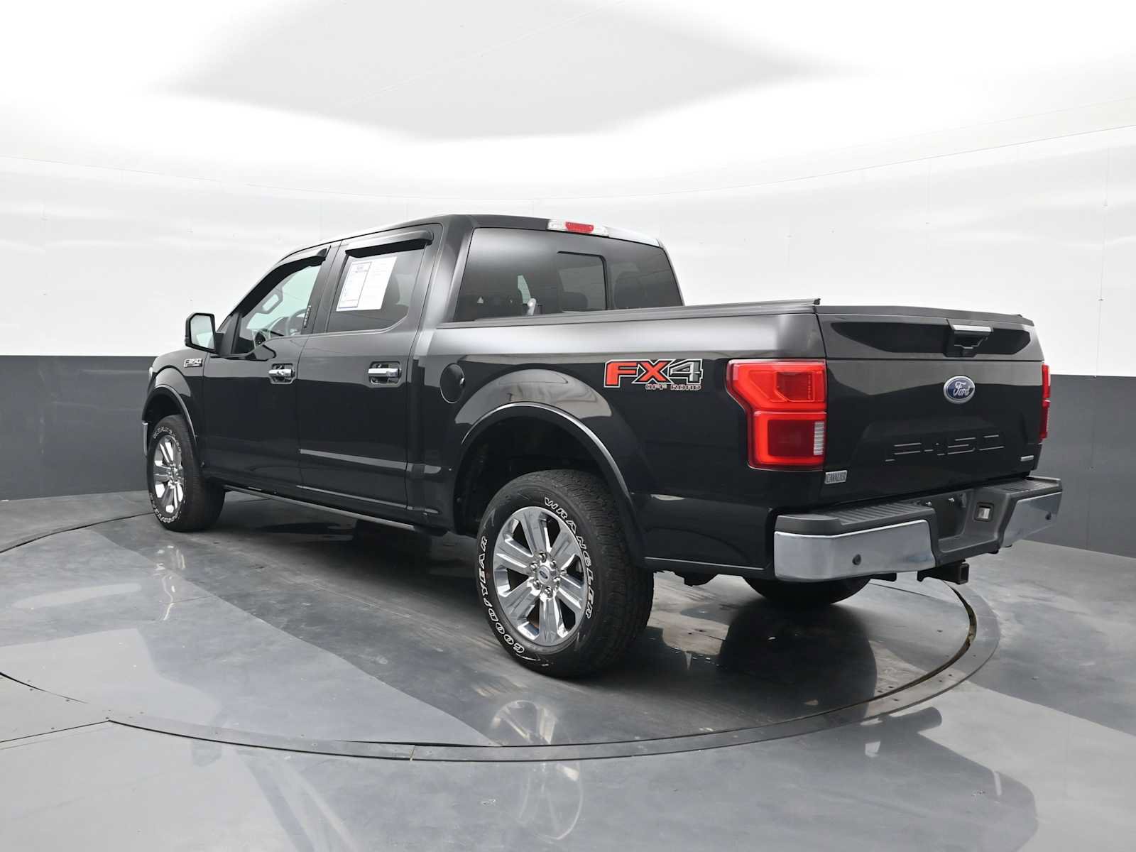Used 2019 Ford F150 Lariat w/ Equipment Group 502A Luxury AWD/4WD image 6