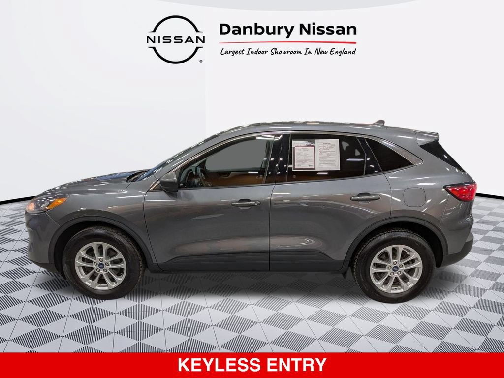 Used 2022 Ford Escape SE w/ Cold Weather Package AWD/4WD image 6
