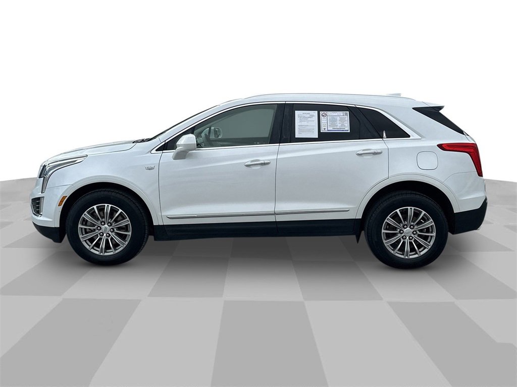 Used 2017 Cadillac XT5 Luxury w/ Driver Awareness Package image 4