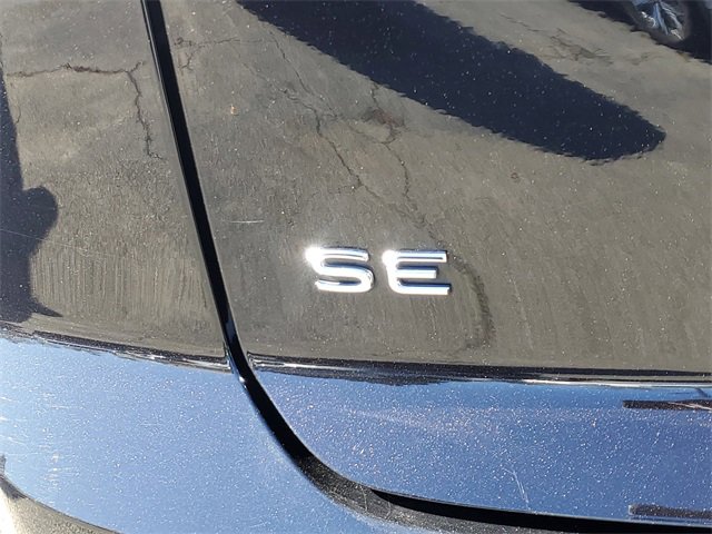 Certified 2024 Volkswagen Atlas Cross Sport SE w/ Black Wheel Package image 7