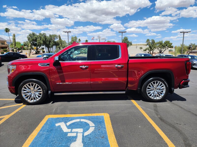 Used 2019 GMC Sierra 1500 Denali w/ Denali Ultimate Package AWD/4WD image 6
