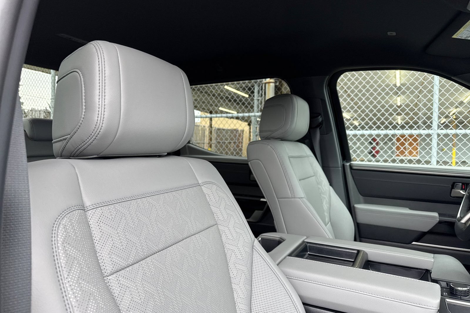 New 2025 Toyota Tundra Limited AWD/4WD image 16