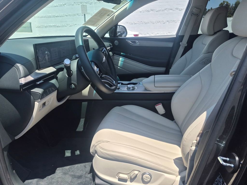 Used 2026 Genesis GV80 2.5T Select AWD/4WD image 12