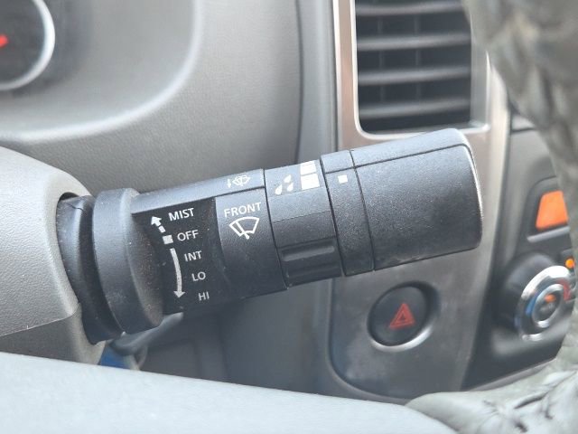 Used 2019 Nissan Frontier SL RWD image 35